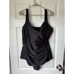 Miraclesuit One Piece Swim Size 24 Women's Black Underwire Bathing Suit